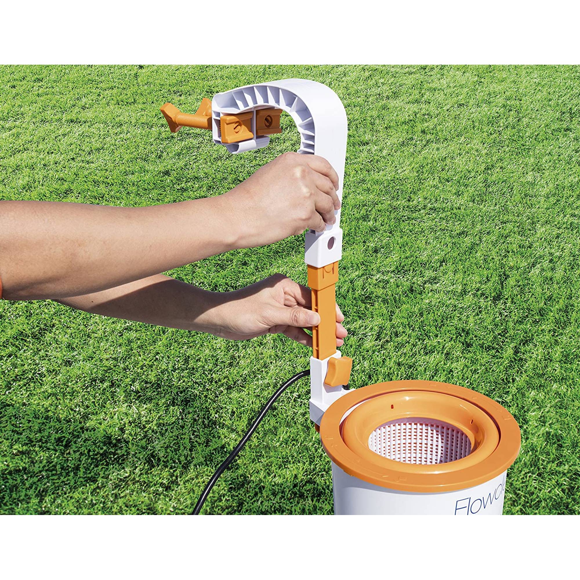 Bestway 58462 Einhängefilter Flowclear Skimatic, Umwälzvolumen 2.500 l/h, (Kartusche 58012) Bestway 58462 Einhängefilter Flowclear Skimatic, Umwälzvolumen 2.500 l/h, (Kartusche 58012)